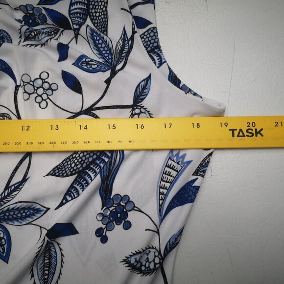 NWT Calvin Klein Ladies Size Medium Blue White & Black Pattern Tank Top - Picture 10 of 11